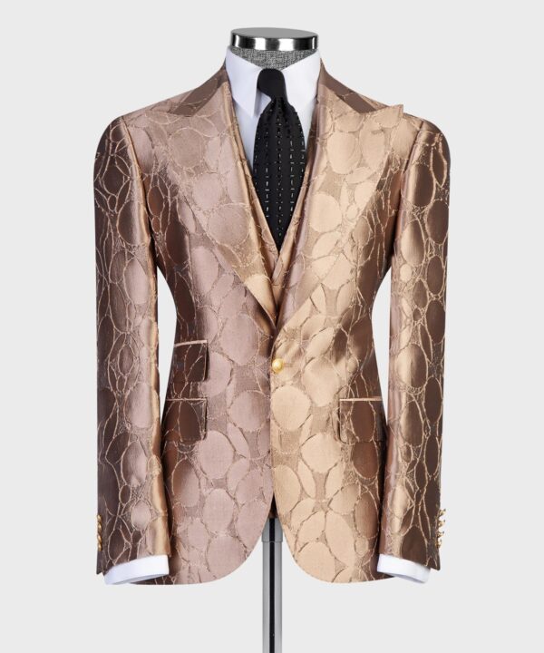The Regal Touch - Image 2